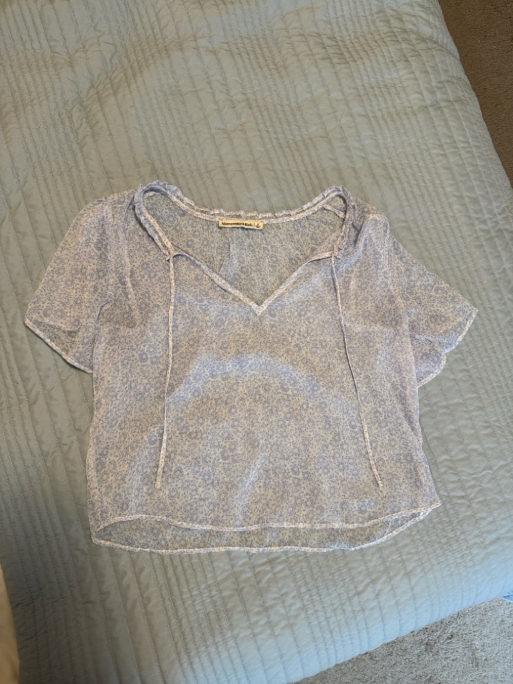 Abercrombie and Fitch Light Blue Floral Tie-Neck Women’s Top